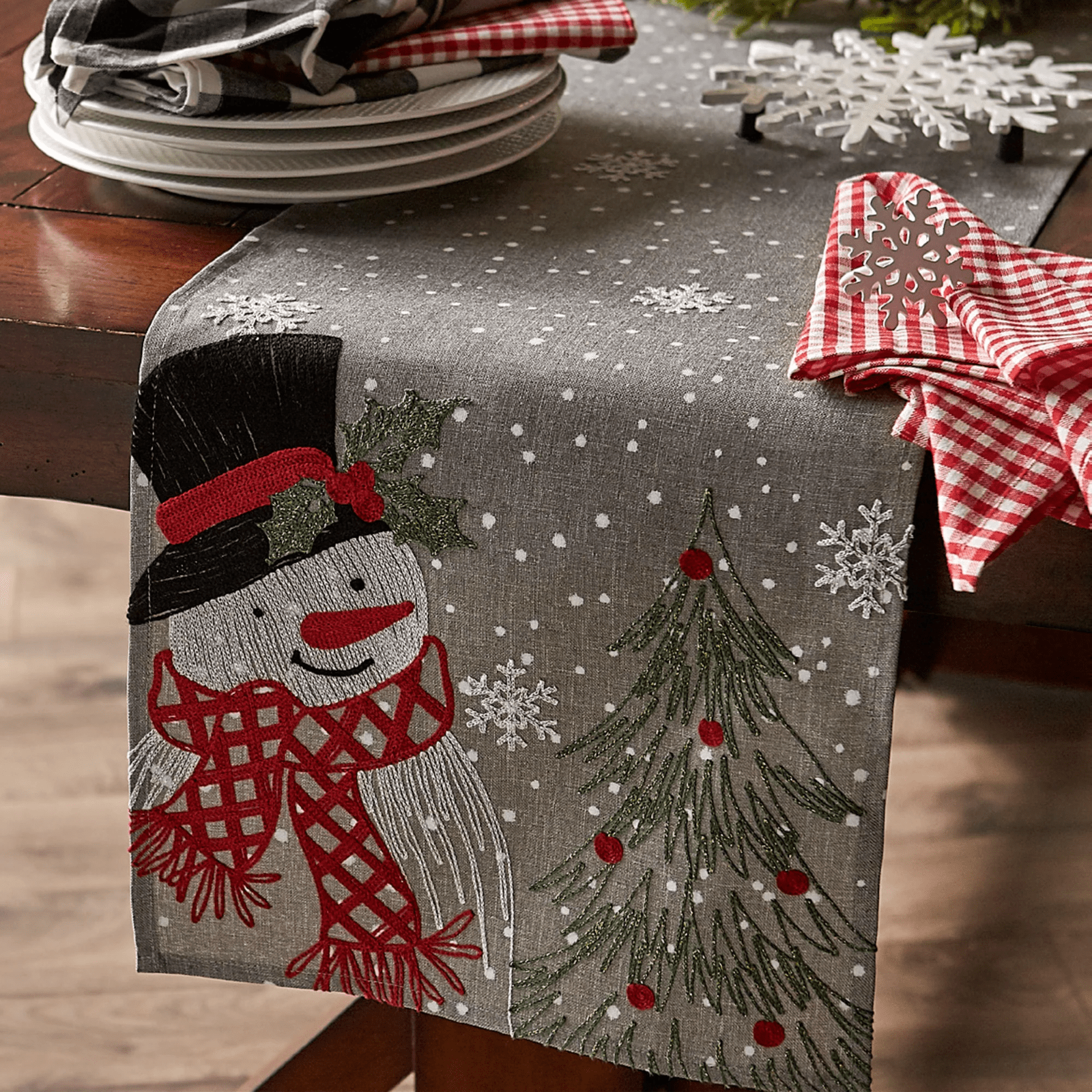 Design Imports Snowman Embroidered Table Runner