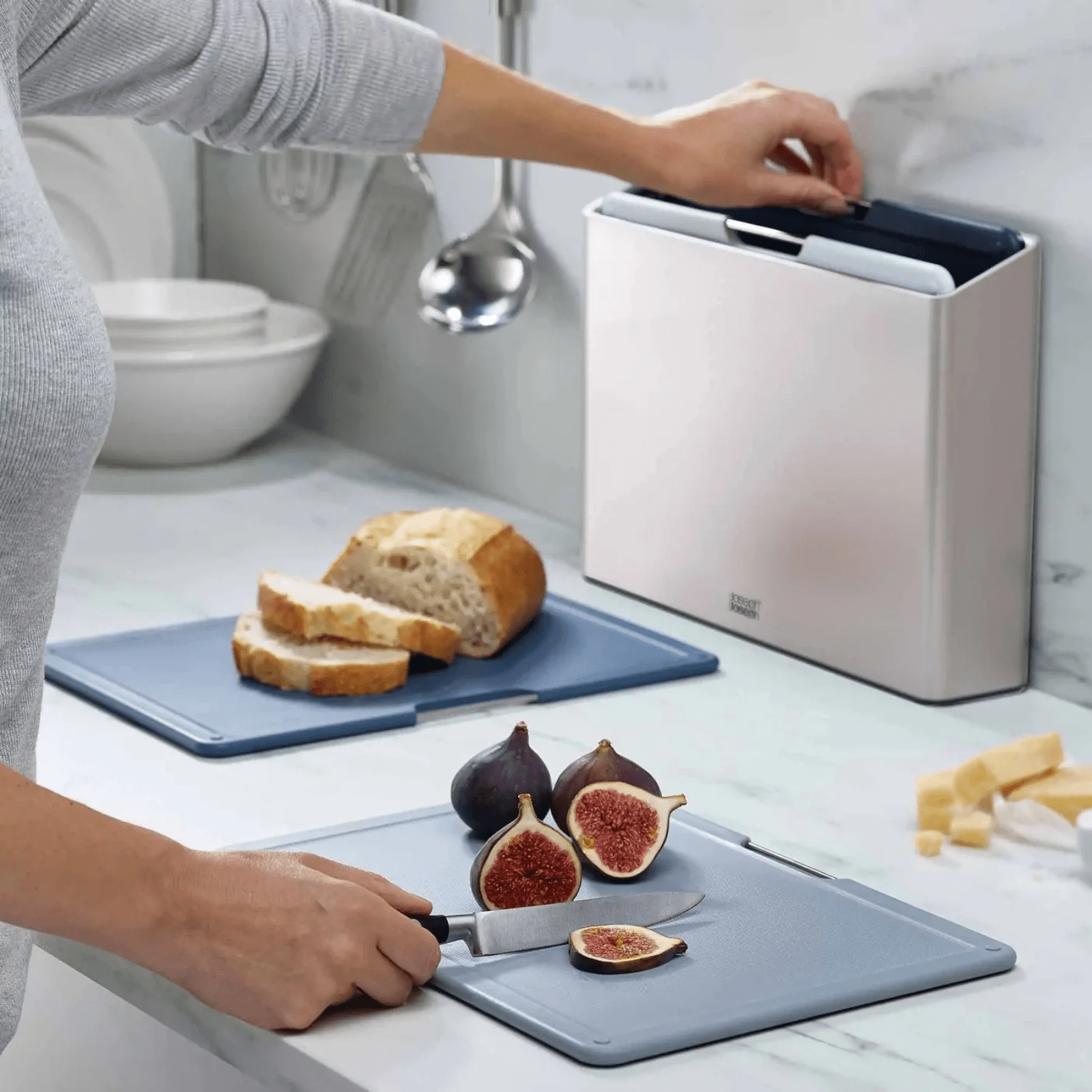 Joseph Joseph Folio Chopping Board Set 4-Piece Large Sky Blue