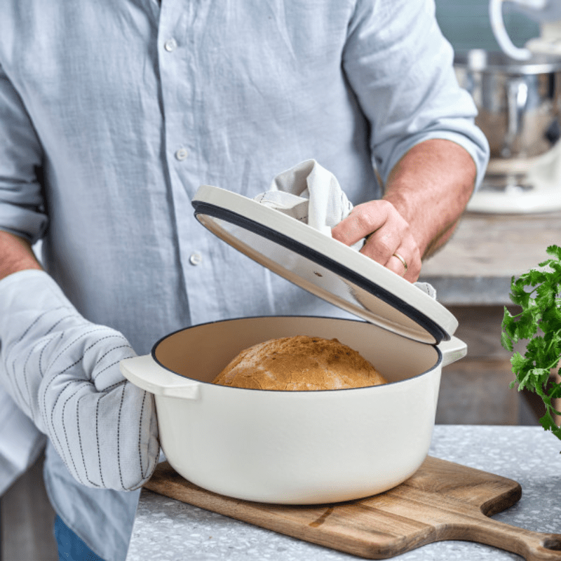 KitchenAid Round Casserole 26cm Almond Cream