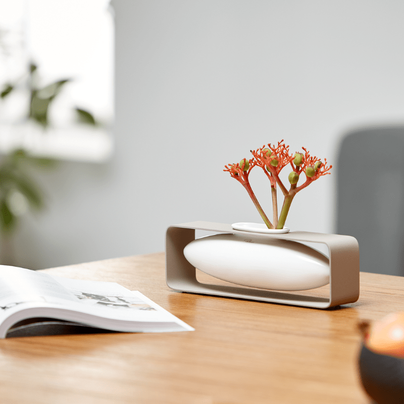 Philippi Float Vase Lateral