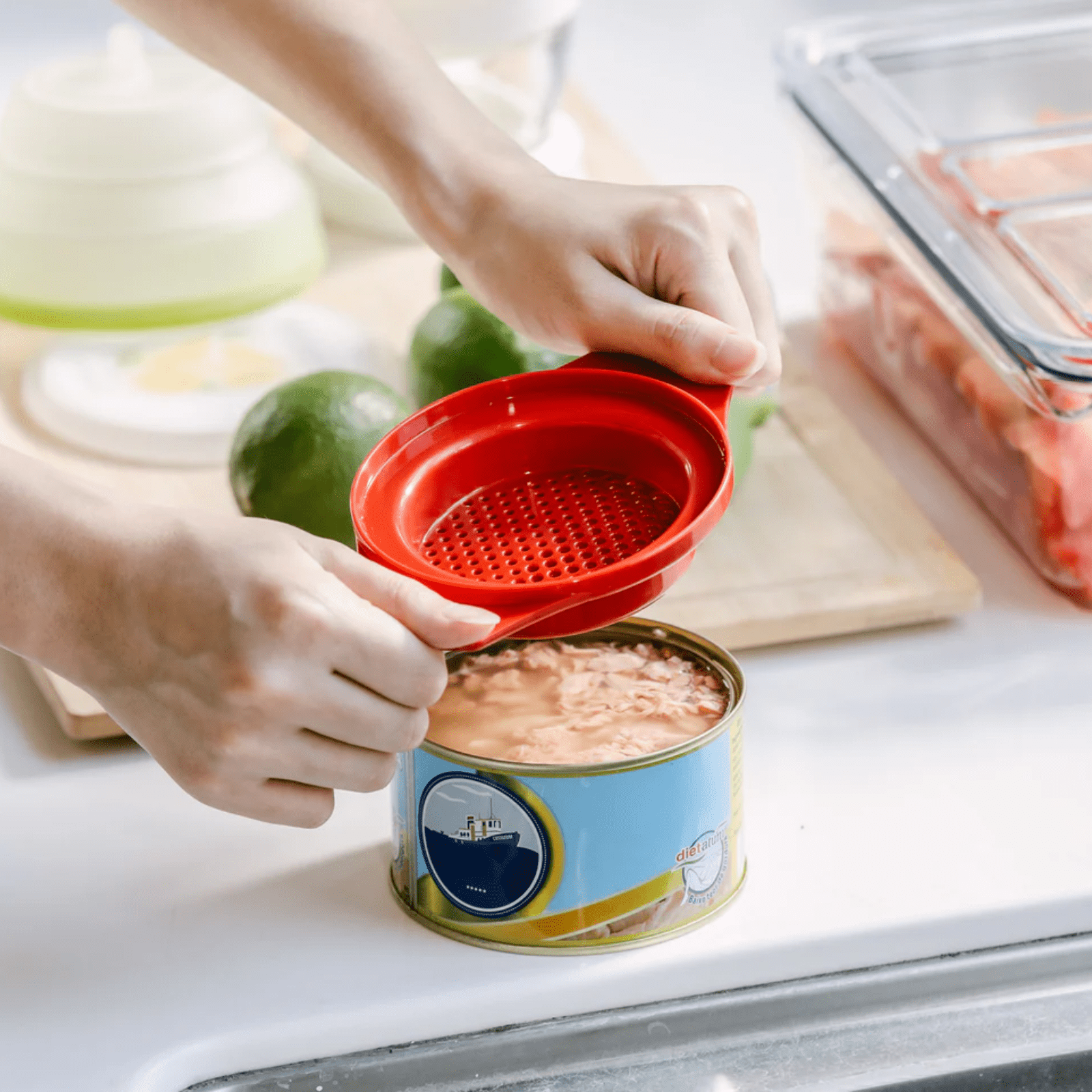 Prepara Can Strainer