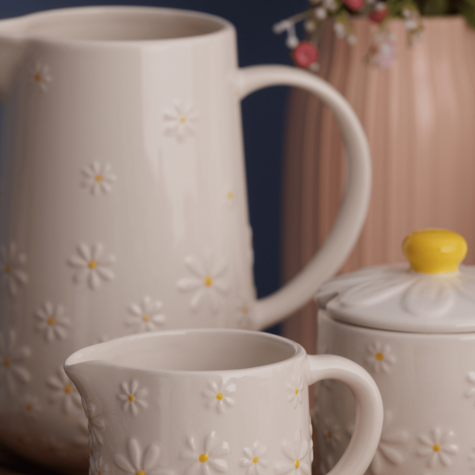 Price & Kensington Daisy Jug 1.2L