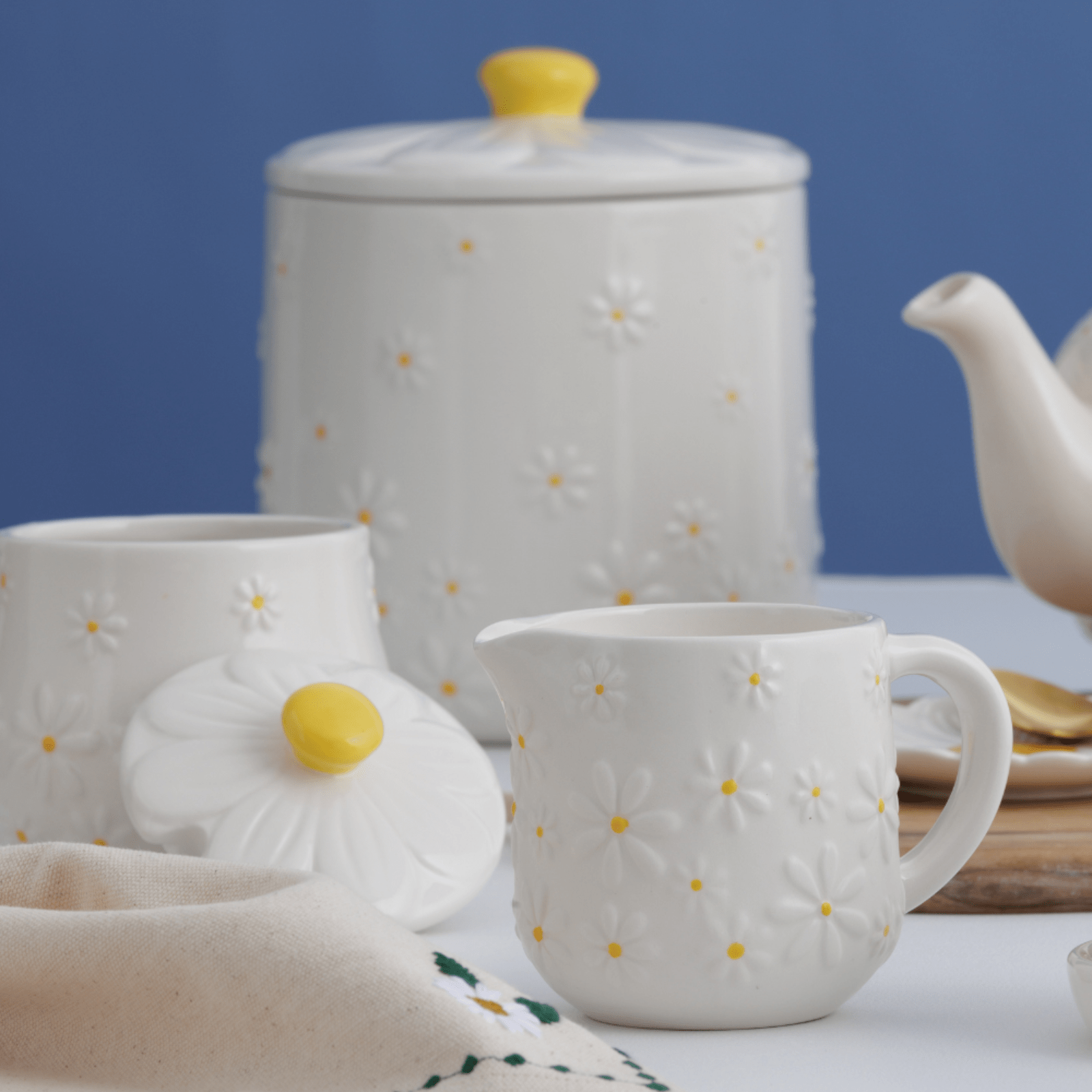 Price & Kensington Daisy Milk Jug 275ml