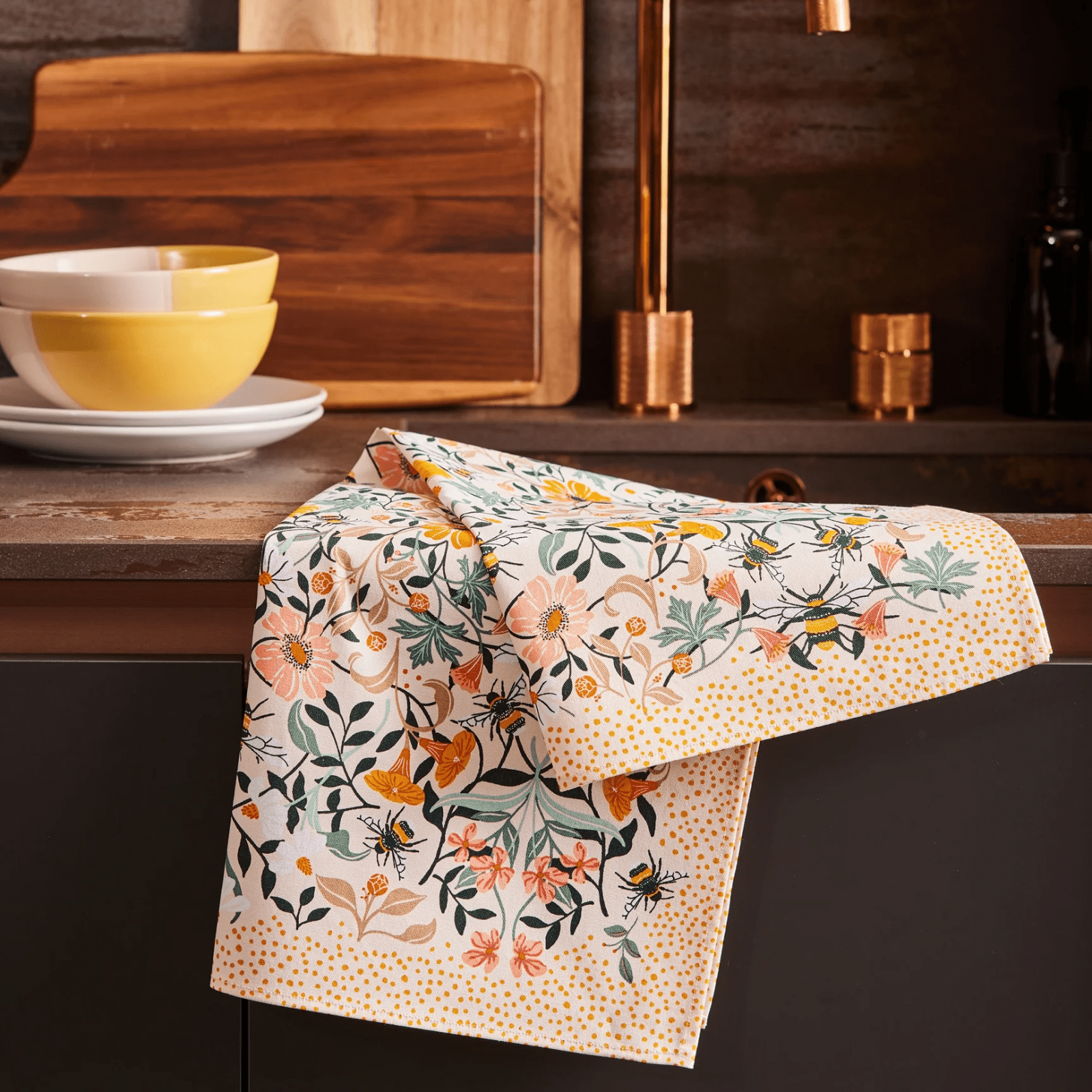 Ulster Weavers Cotton Tea Towel Bee Bloom