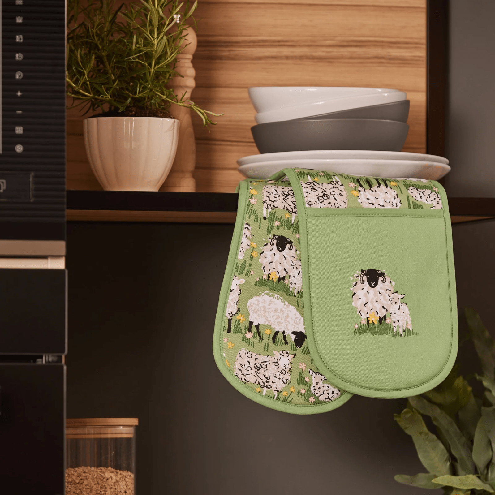 Ulster Weavers Double Oven Glove Woolly Sheep