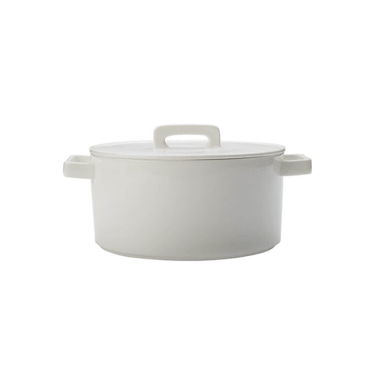 Maxwell & Williams Epicurious Round Casserole 2.6L White The Homestore Auckland