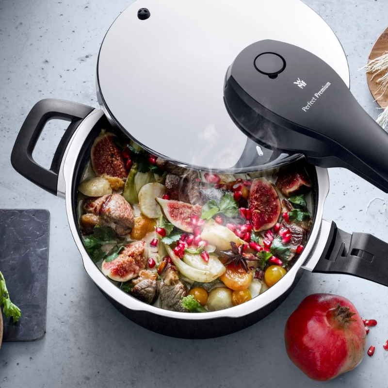 Pressure Cookers & Accessories