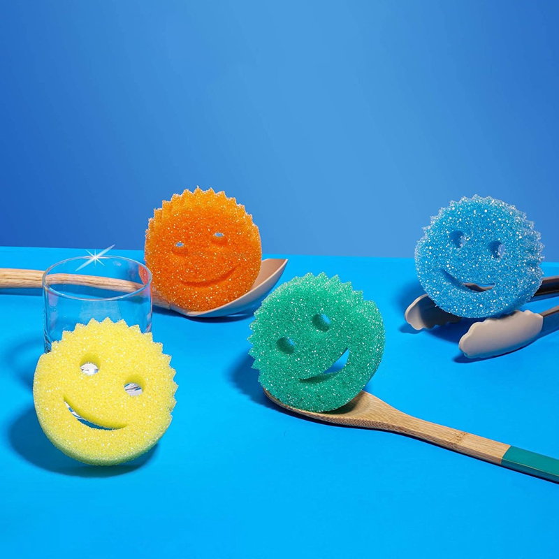 Scrub Daddy