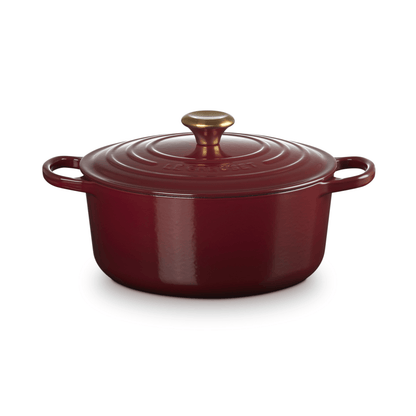 Le Creuset Signature Cast Iron Round Casserole 26cm Garnet