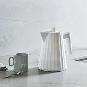 Alessi Plisse Kettle 1L White
