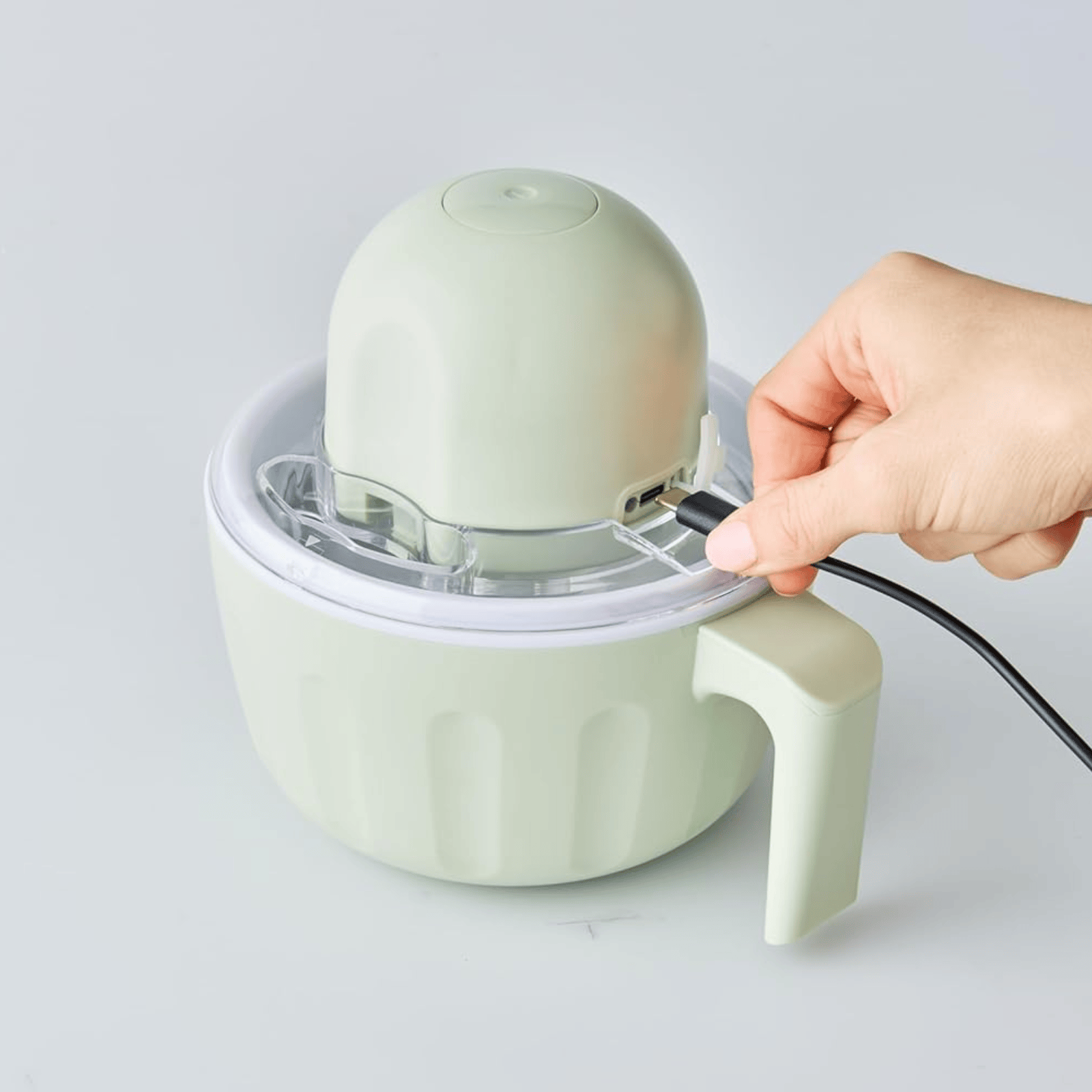 Avanti Mini Ice Cream Maker Pistachio