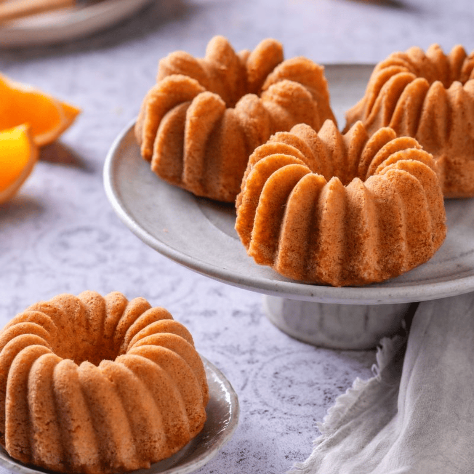 Bakemaster Non-Stick Champagne Assorted Mini Fluted Ring Cake Pan