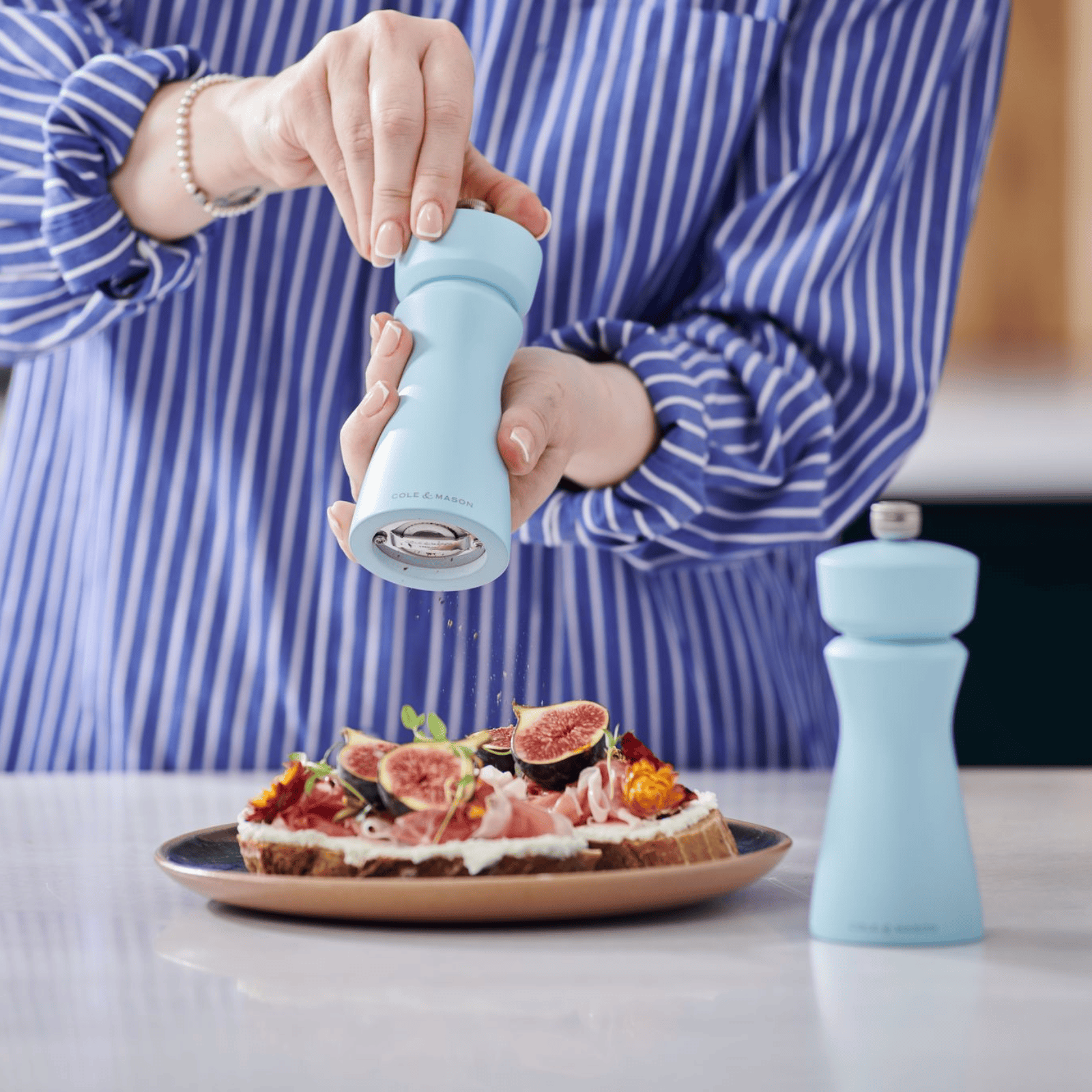 Cole & Mason Kenton Blue Salt Salt or Pepper Mill 15cm