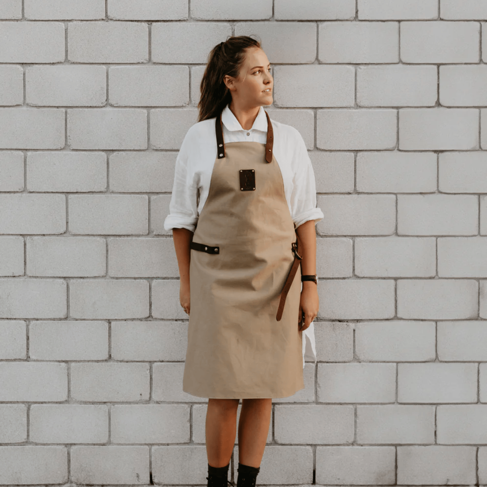 Coral & Cam Canvas Apron Sand with Leather Trims