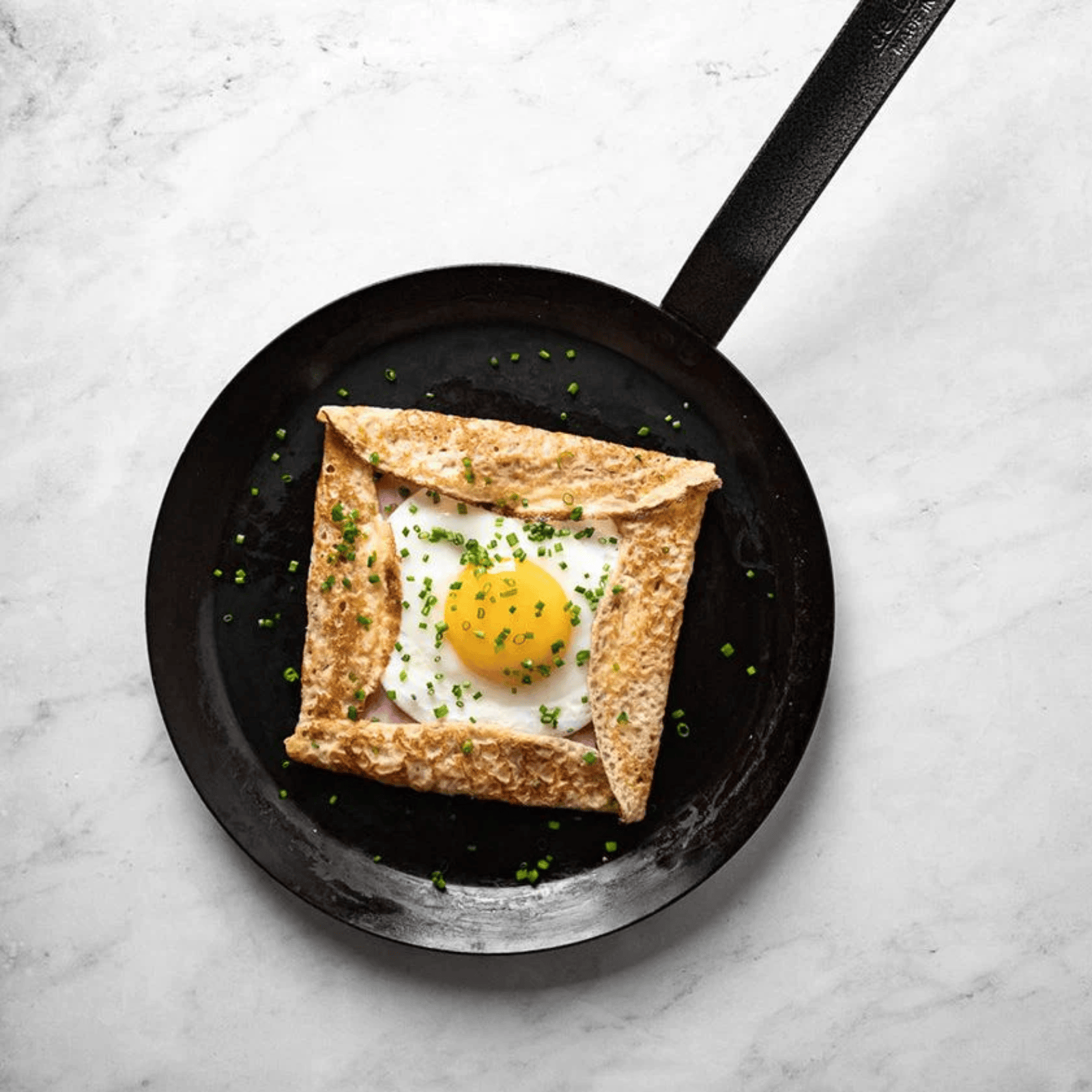 de Buyer Blue Carbon Steel Crepe & Tortilla Pan 20cm