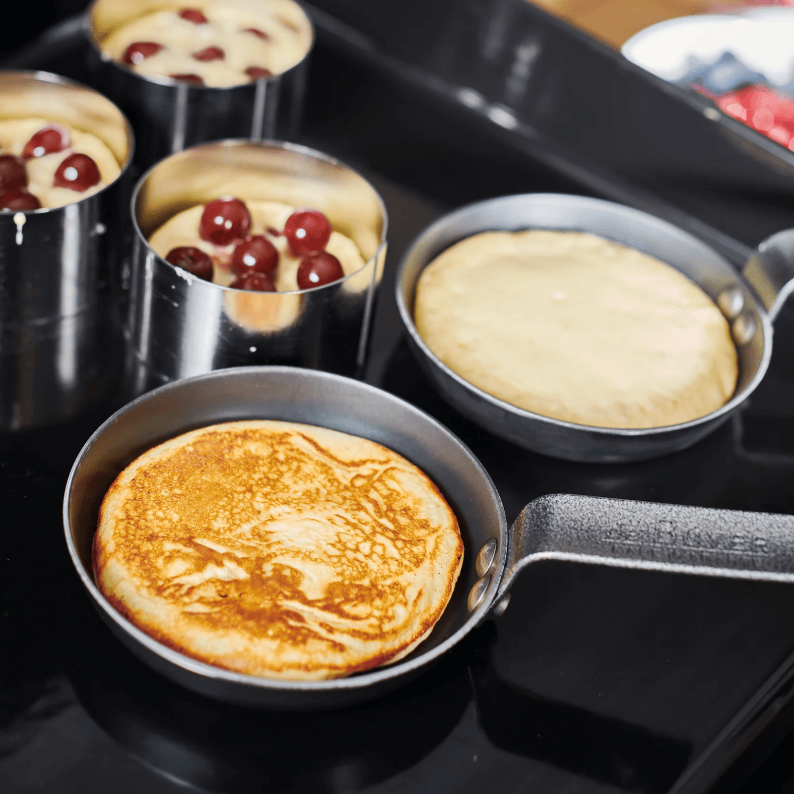 de Buyer Blue Carbon Steel Egg & Pancake Pan 12cm