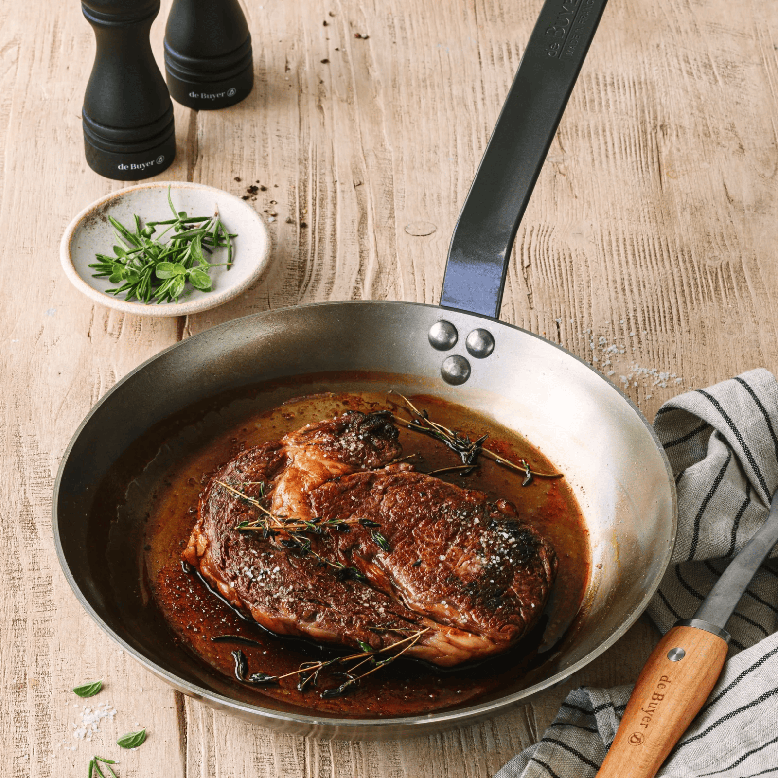 de Buyer Mineral B Element Carbon Steel Frying Pan 24cm