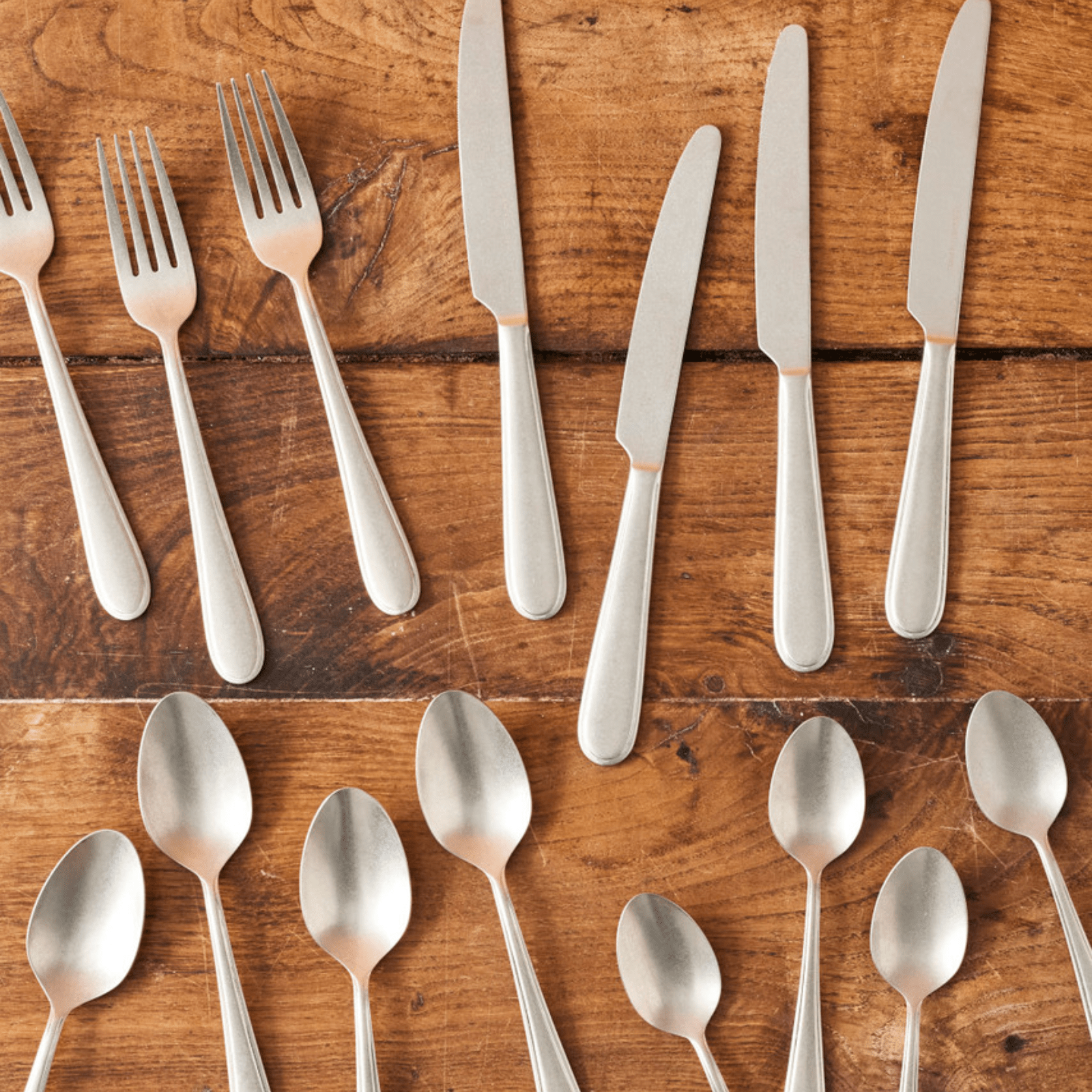 Jamie Oliver Big Love Antique Finish Classic Cutlery Set 16-Piece