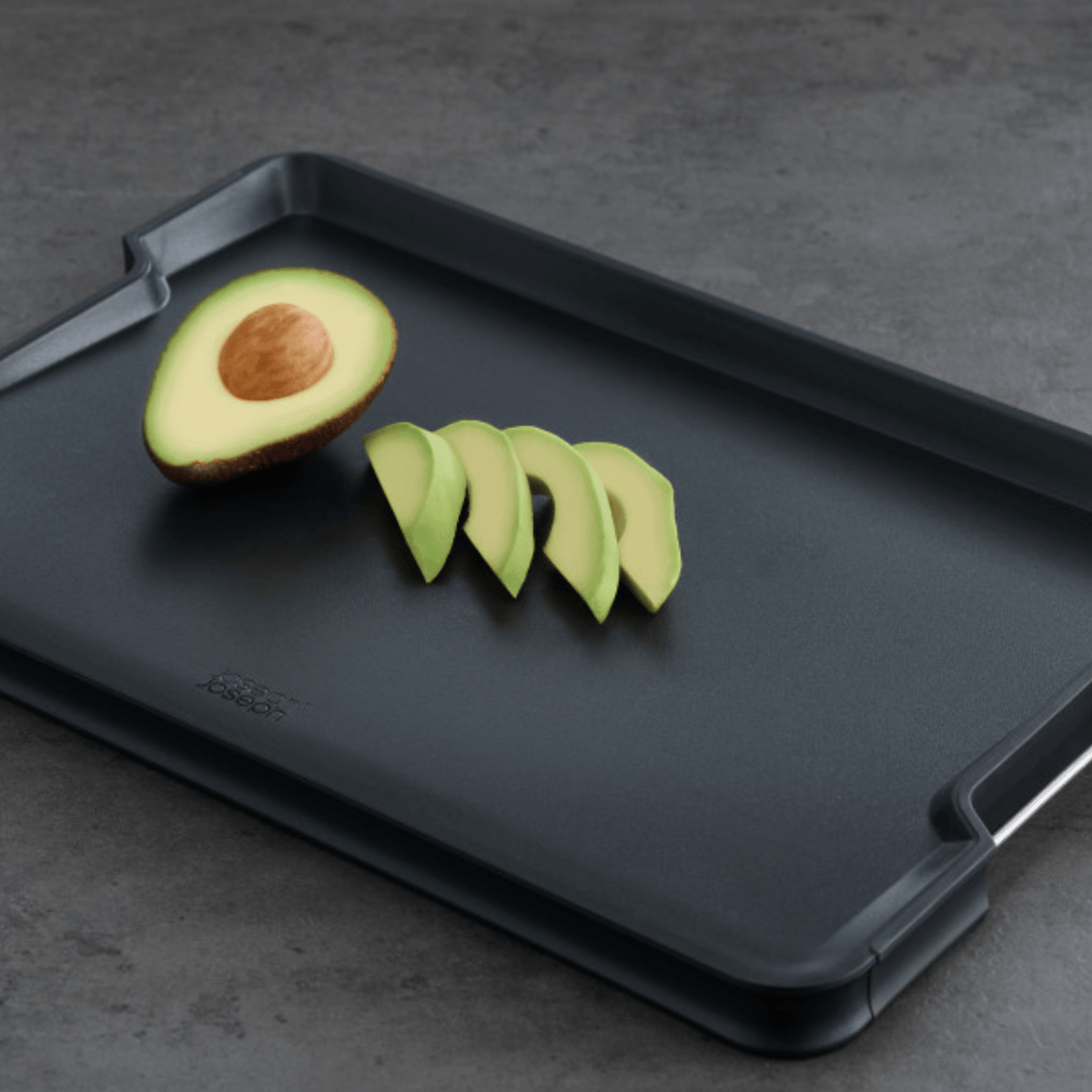 Joseph Joseph Cut&Carve Plus Chopping Board Large Black