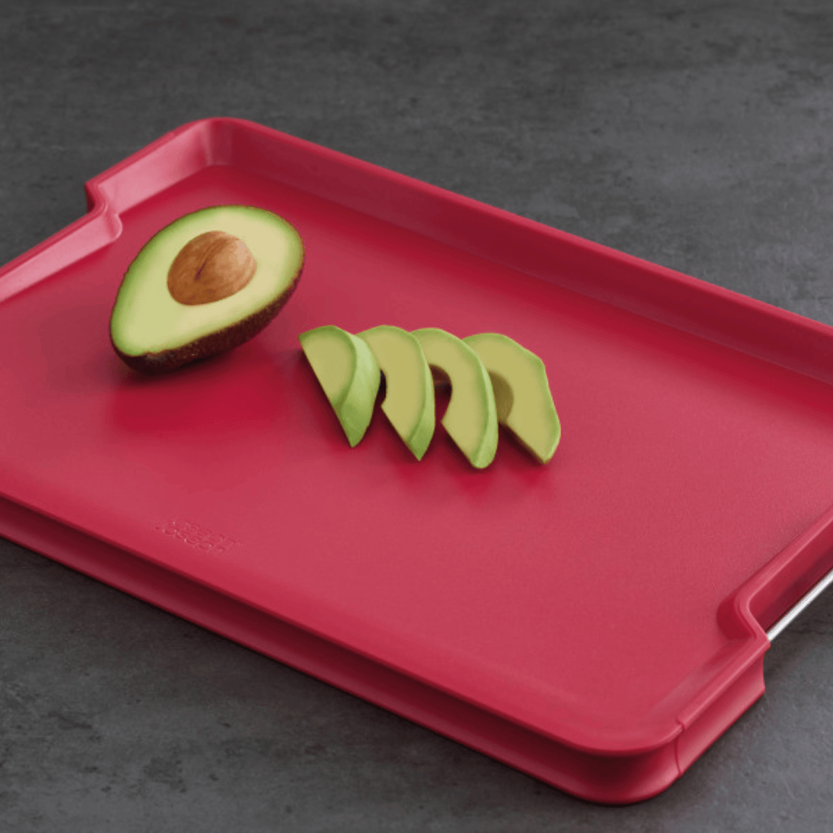 Joseph Joseph Cut&Carve Plus Chopping Board Large Red