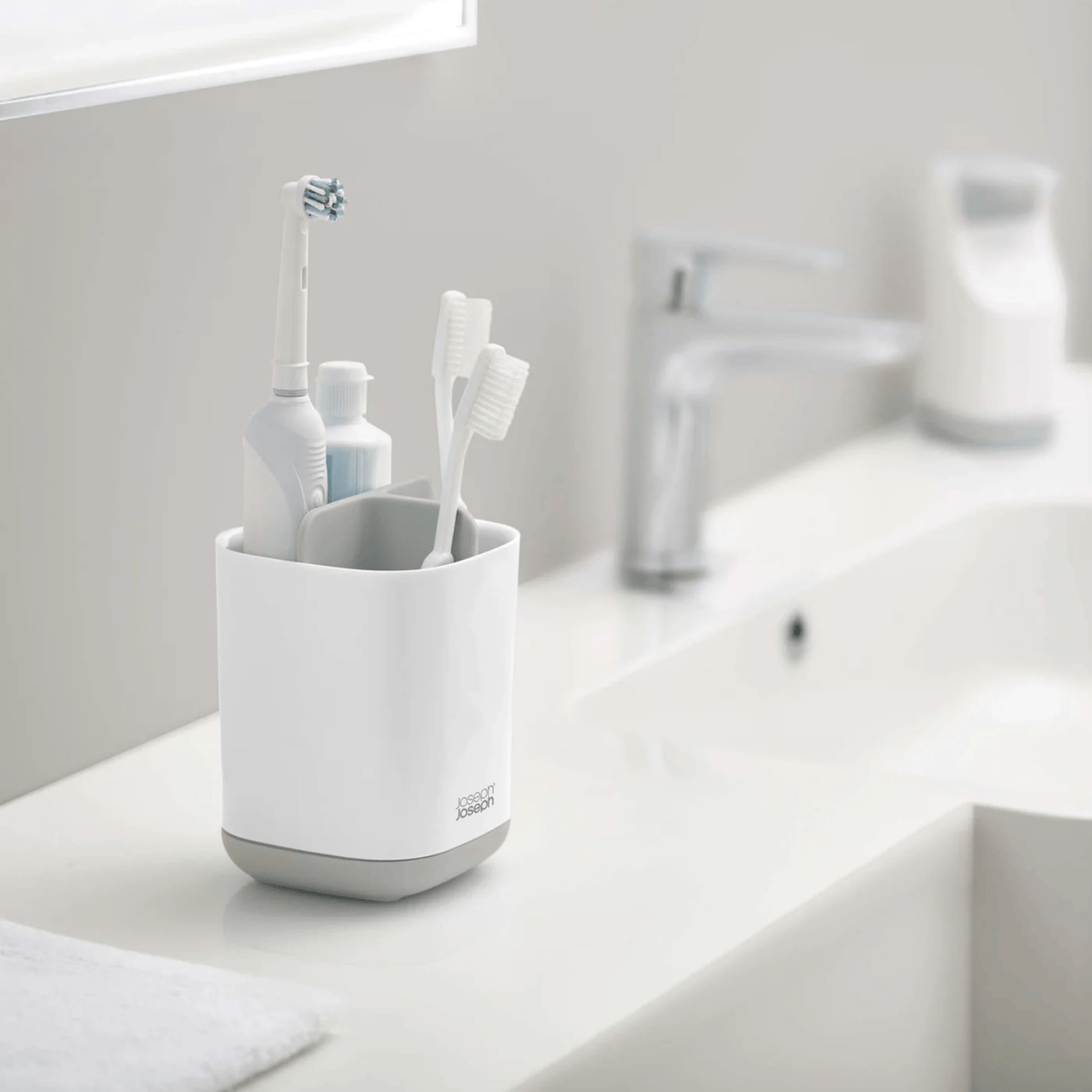 Joseph Joseph EasyStore Toothbrush Caddy Grey