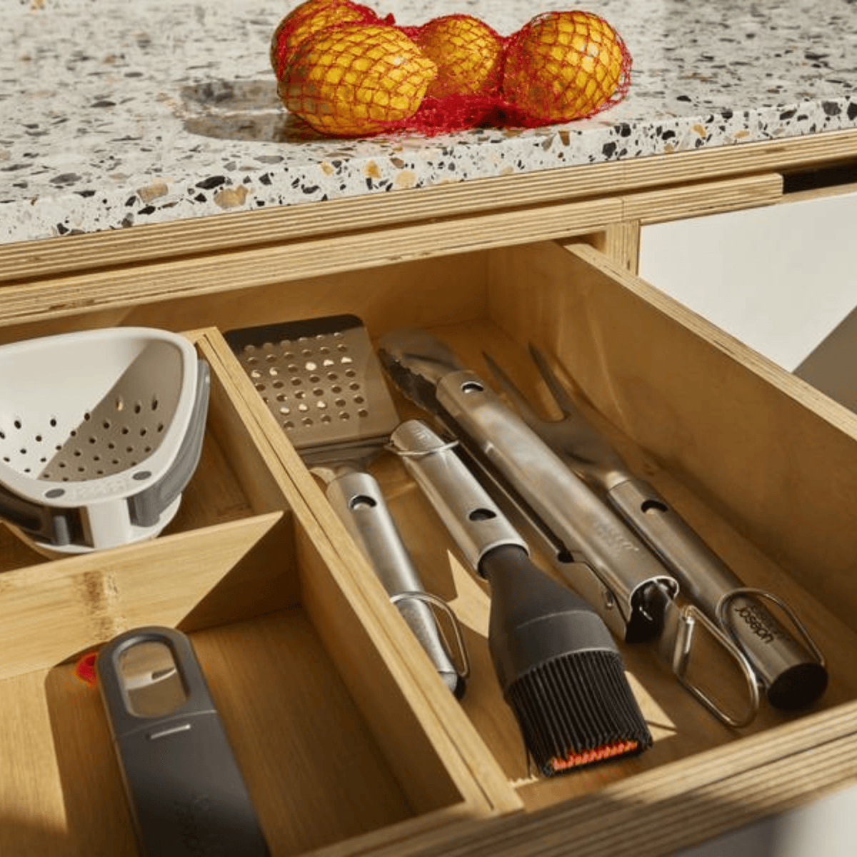Joseph Joseph GrillOut BBQ Silicone Basting Brush with Extending Handle