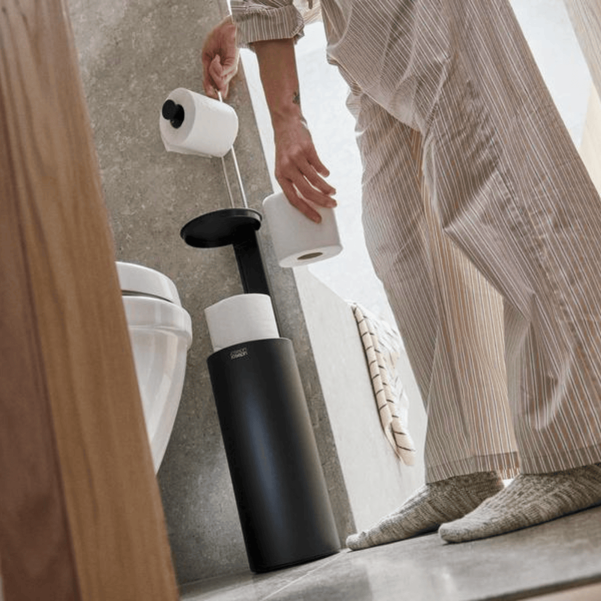 Joseph Joseph Roll Storage with Holder Black