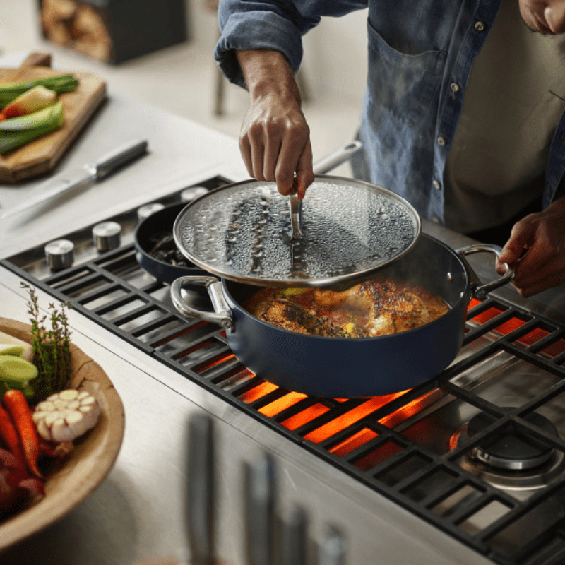 Joseph Joseph Space Folding Handle Ceramic Non-Stick Shallow Casserole & Lid 28cm Midnight Blue