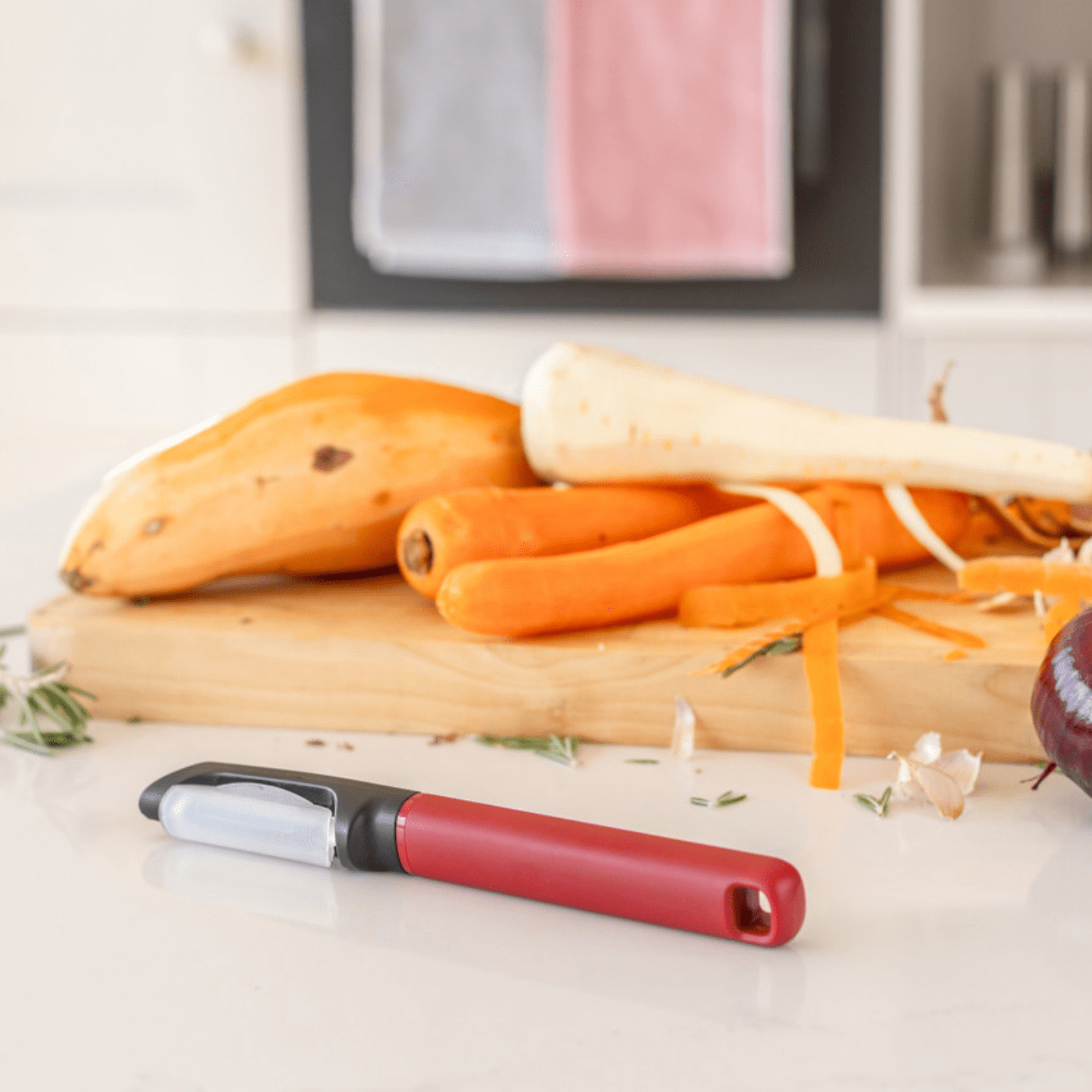 KitchenAid Euro Peeler Empire Red