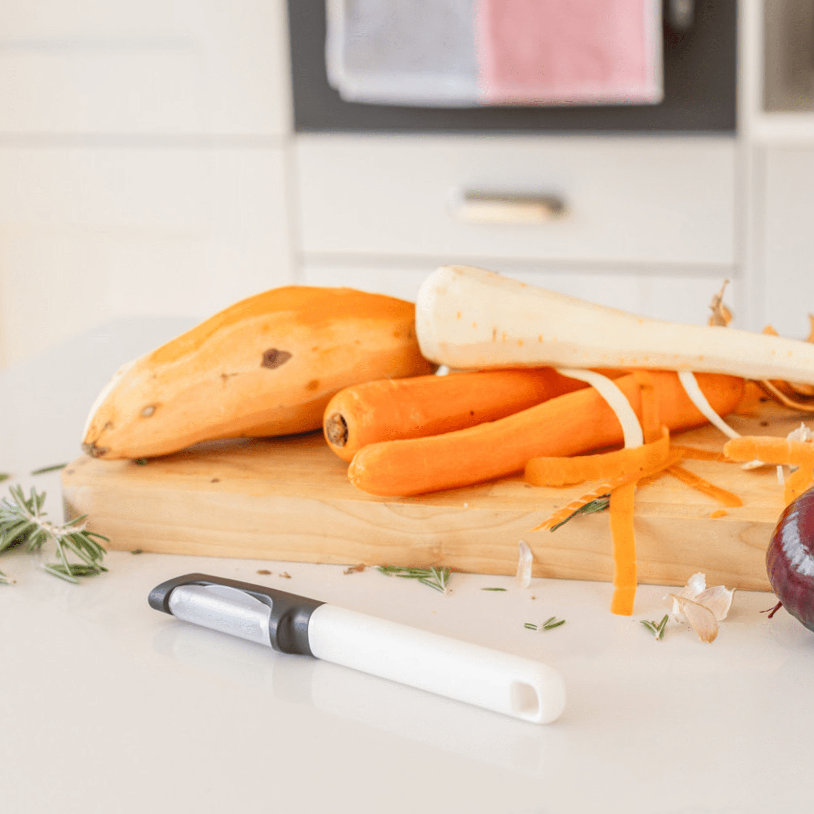 KitchenAid Euro Peeler Porcelain White