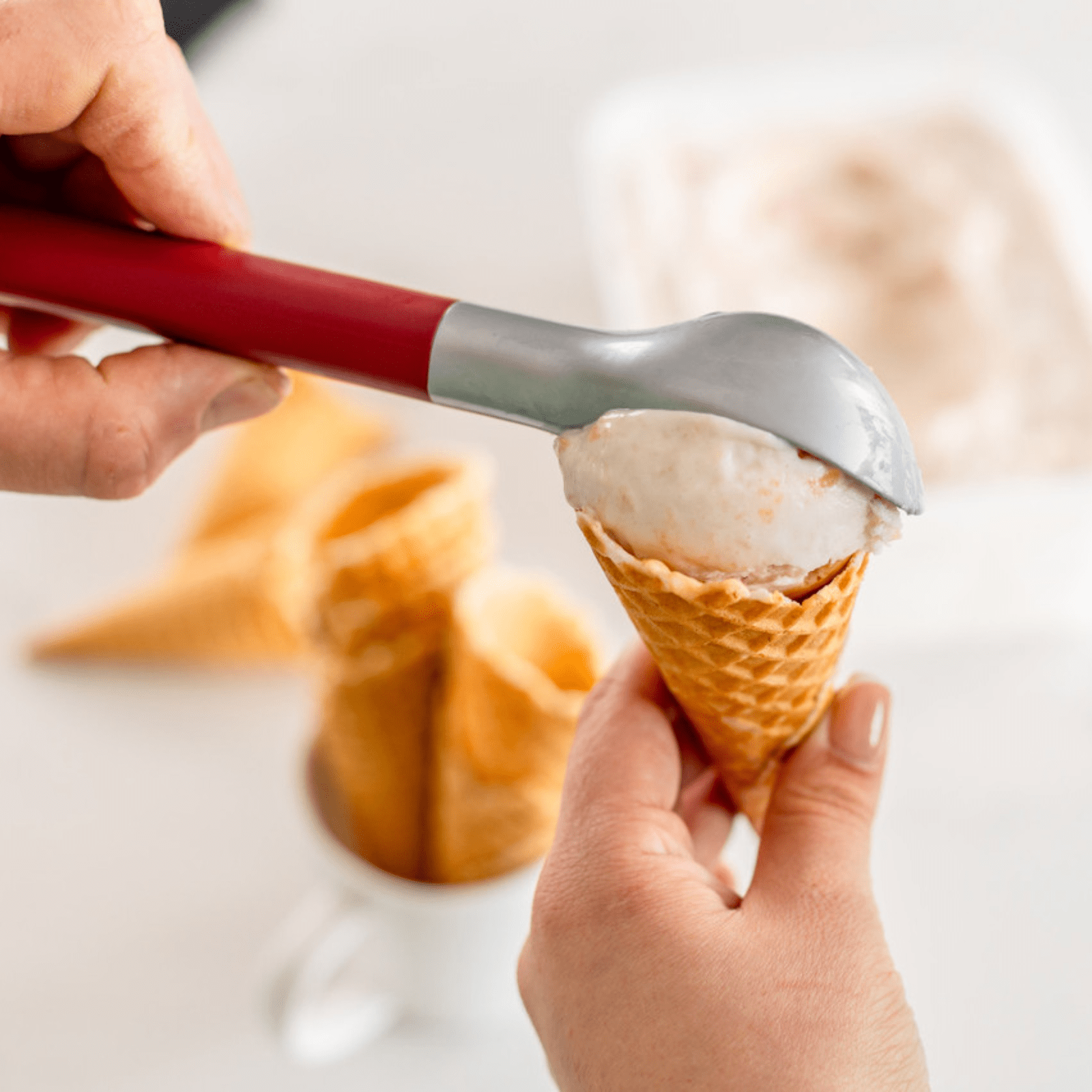 KitchenAid Ice Cream Scoop Empire Red