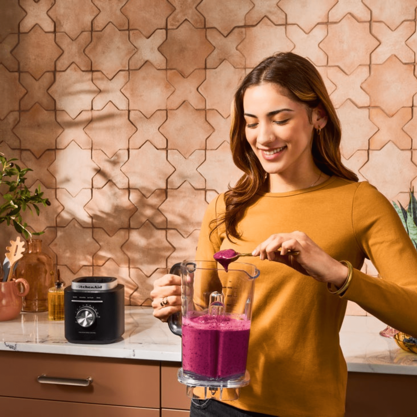 KitchenAid K200 Pure Power Blender Matte Black
