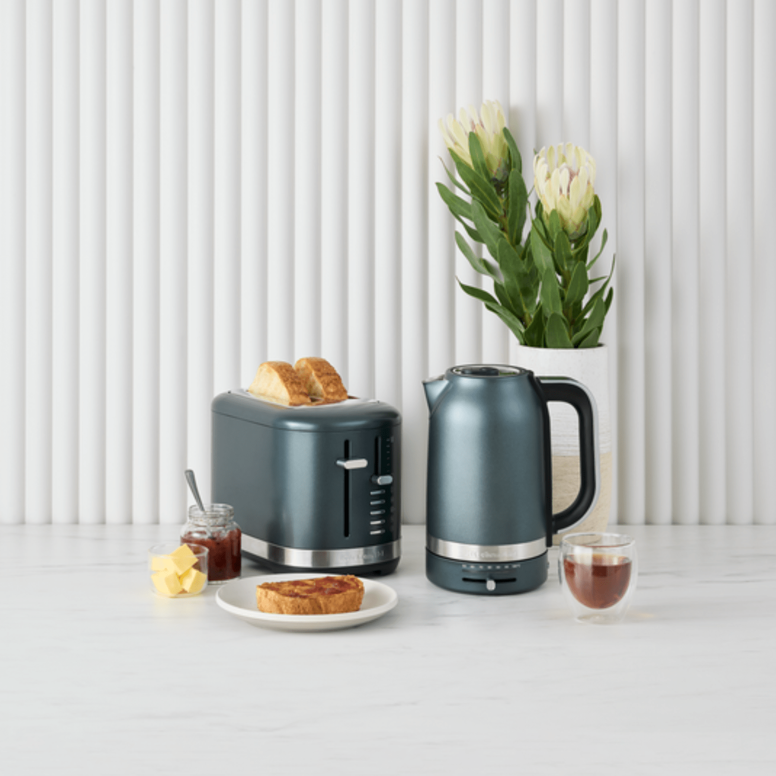 KitchenAid Kettle 1.7L with Variable Temperature Juniper