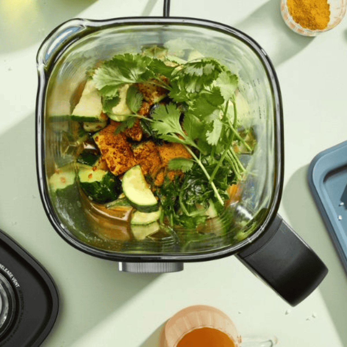 KitchenAid Pure Power Blender with Glass Jar Matte Black