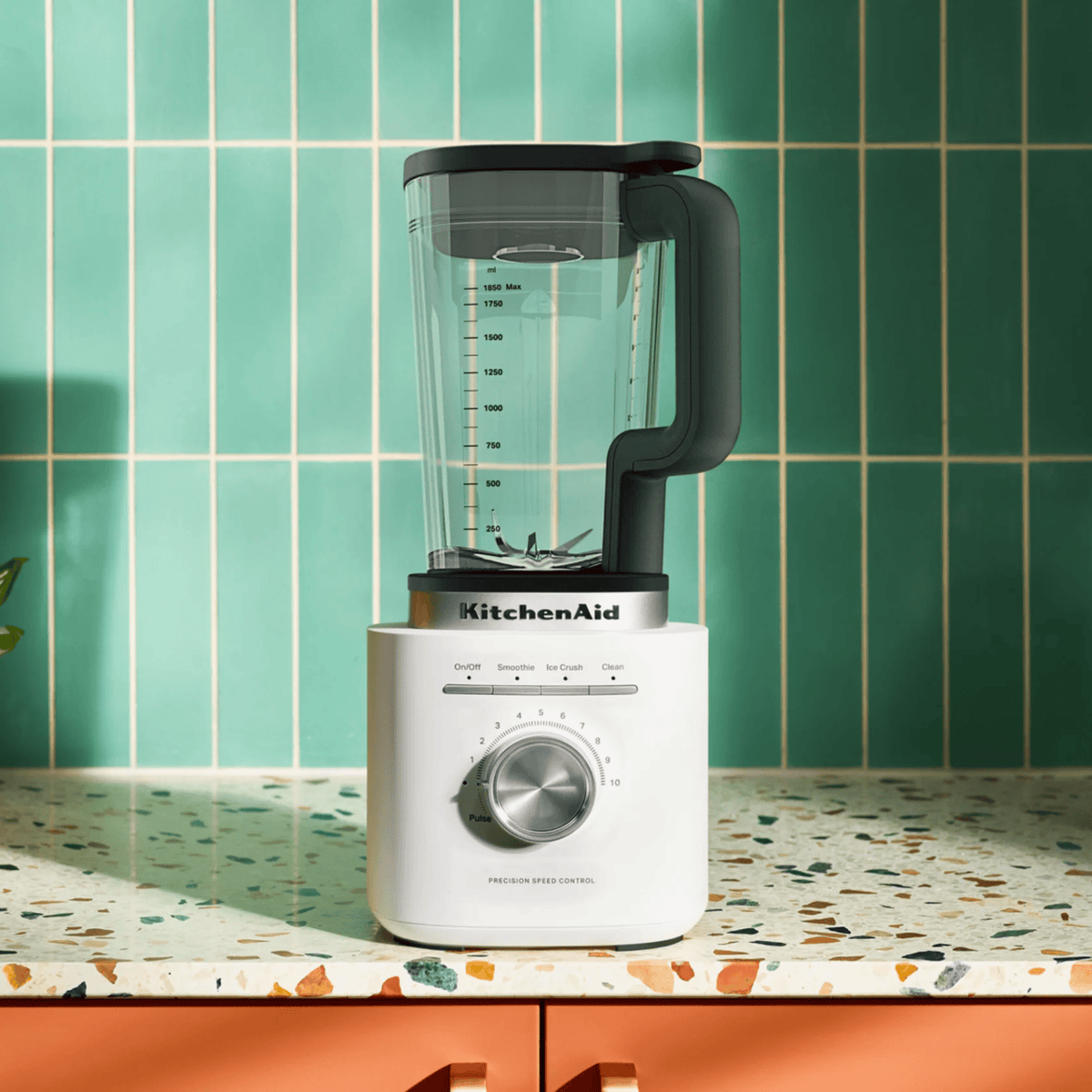 KitchenAid Pure Power Blender with Glass Jar Porcelain