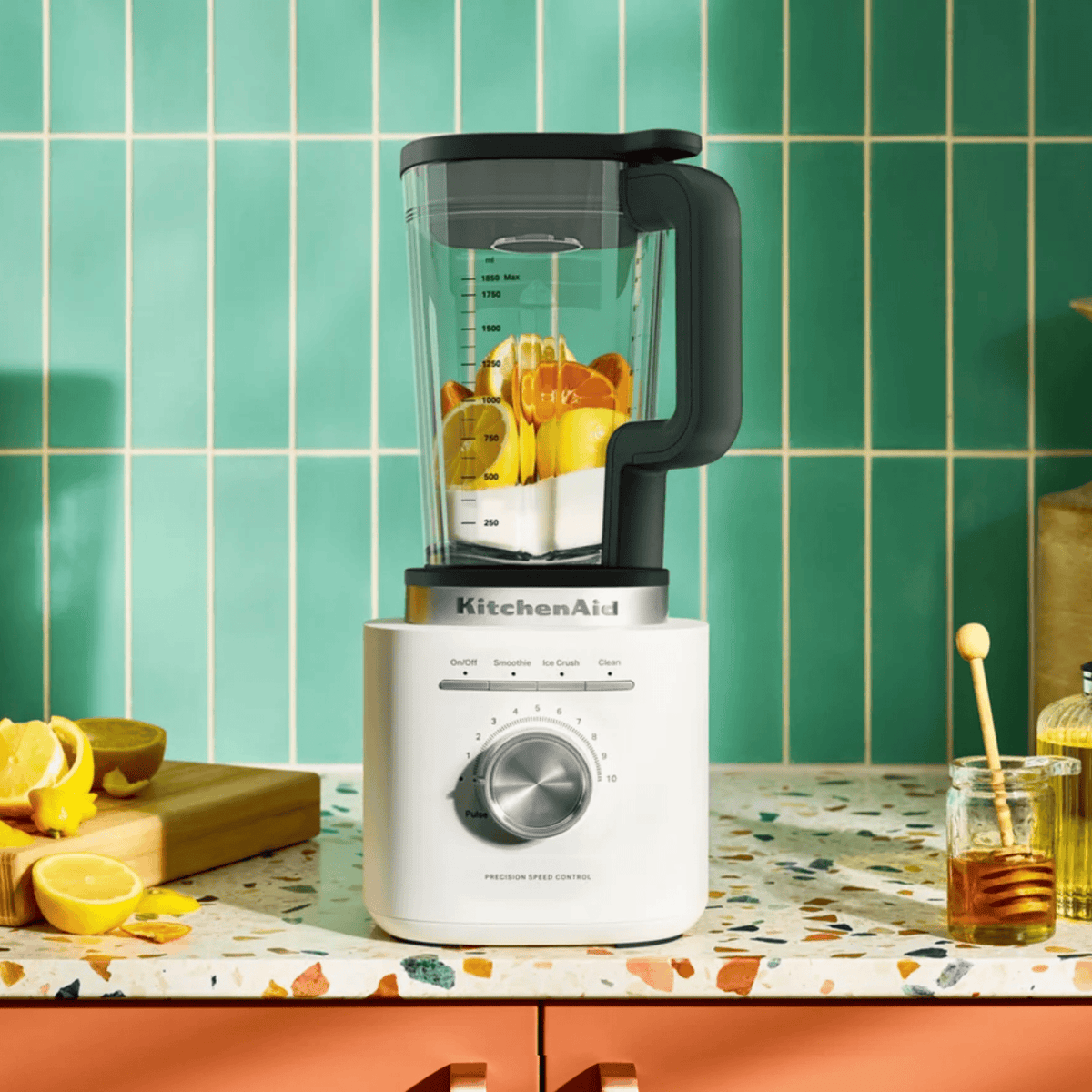 KitchenAid Pure Power Blender with Glass Jar Porcelain