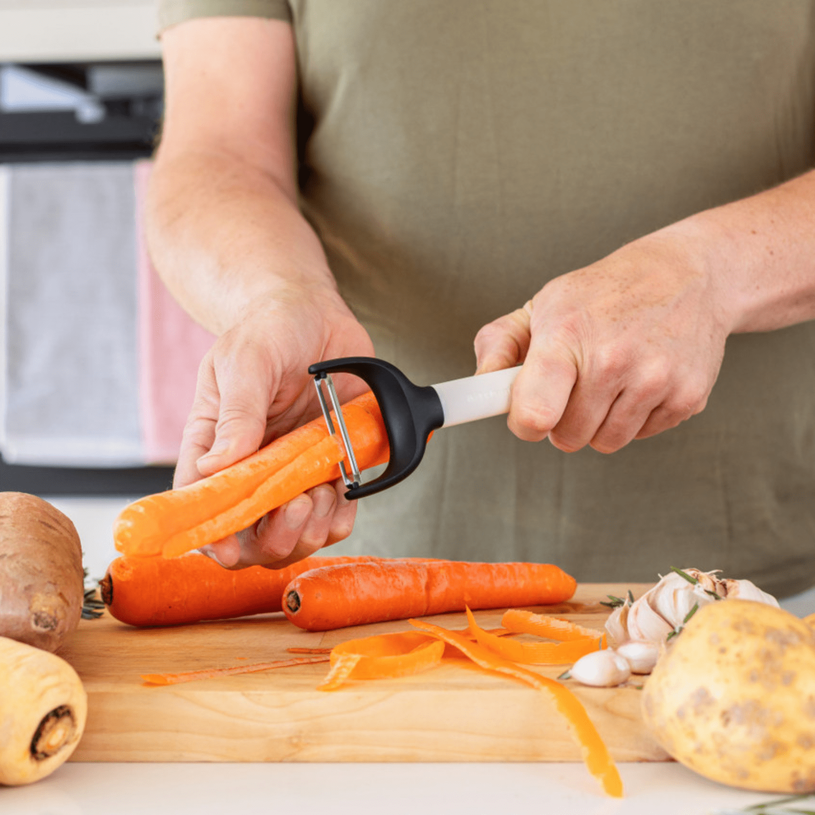KitchenAid Y-Peeler Porcelain White