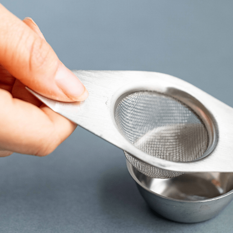 La Cafetiere Tea Strainer with Drip Bowl