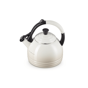 Le Creuset Peruh Kettle 1.6L Meringue