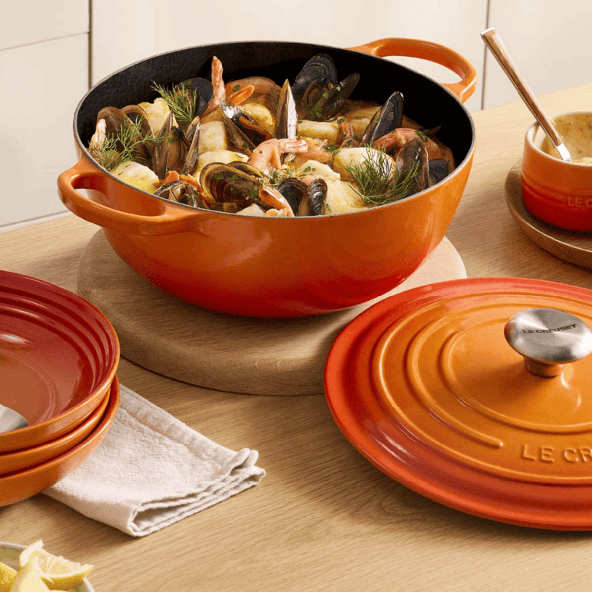 Le Creuset Signature Cast Iron Marmite 26cm Cerise