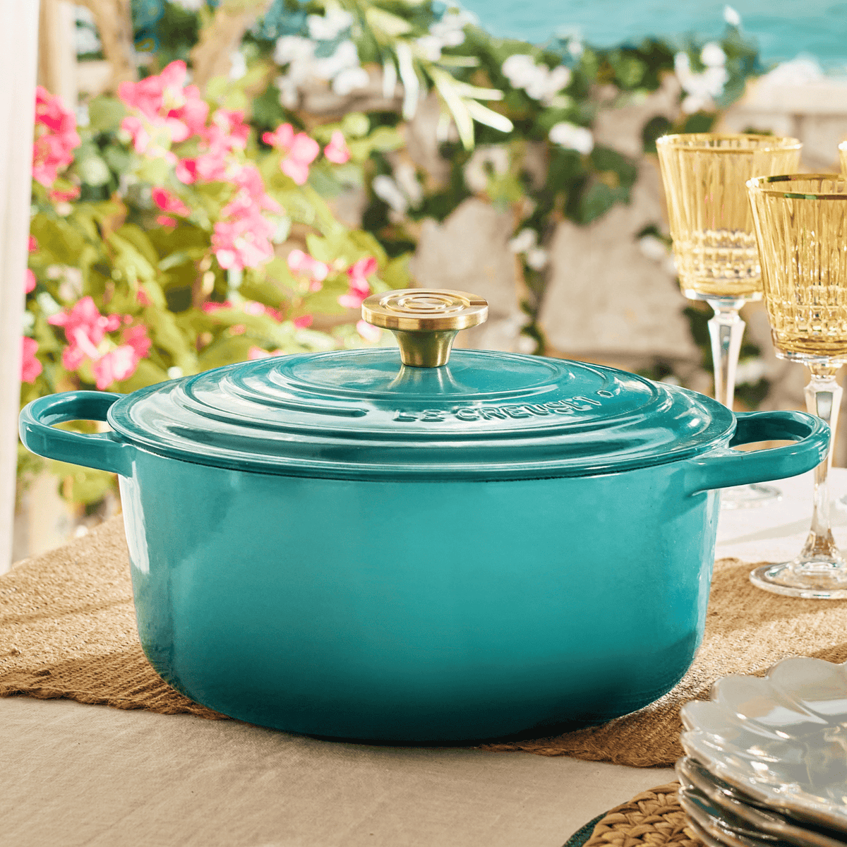 Le Creuset Signature Cast Iron Round Casserole 20cm Bleu Riviera
