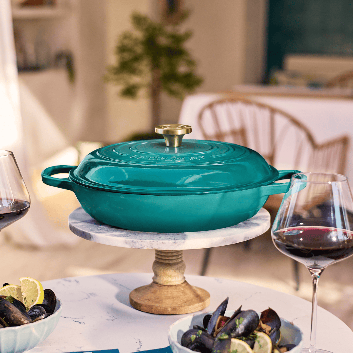 Le Creuset Signature Cast Iron Shallow Casserole 26cm Bleu Riviera