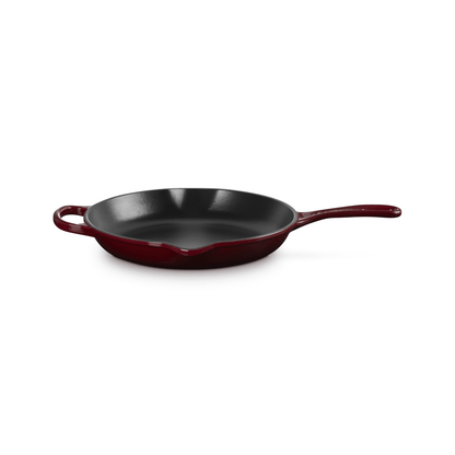 Le Creuset Signature Cast Iron Skillet 26cm Garnet