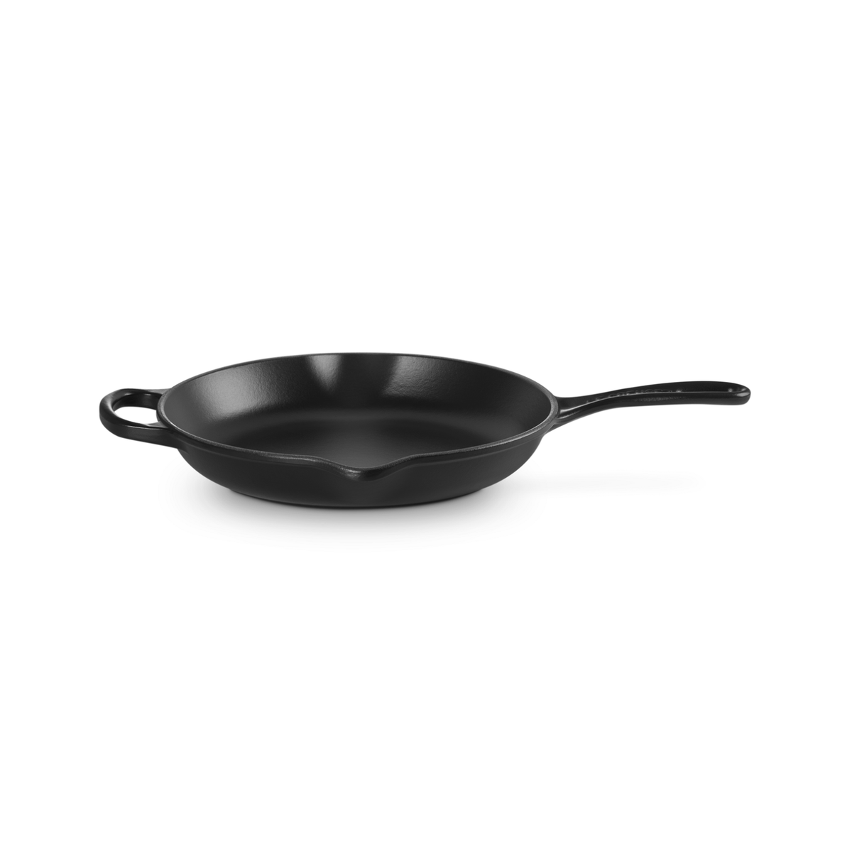 Le Creuset Signature Cast Iron Skillet 26cm Satin Black