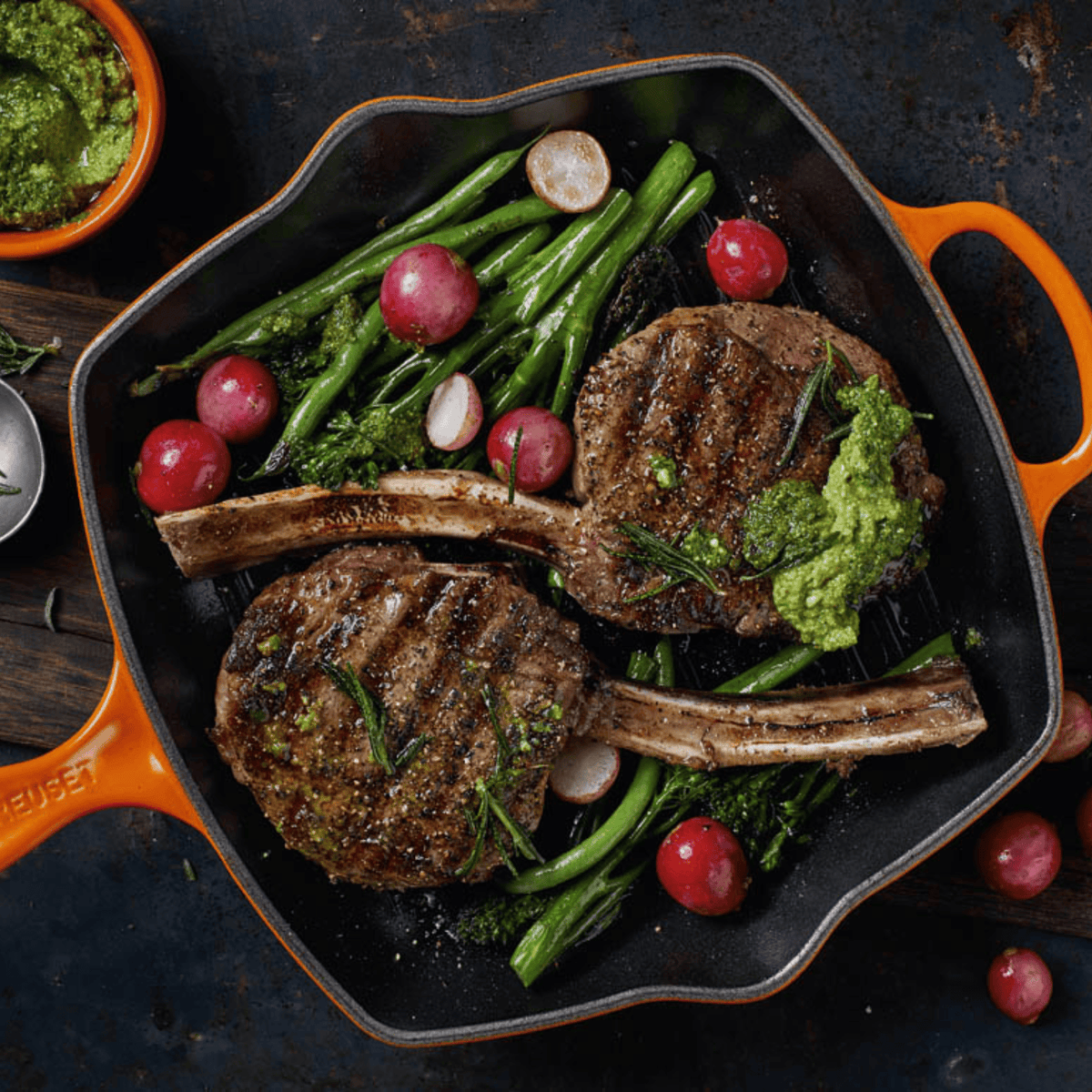 Le Creuset Signature Cast Iron Square Grillit 26cm Volcanic Flame