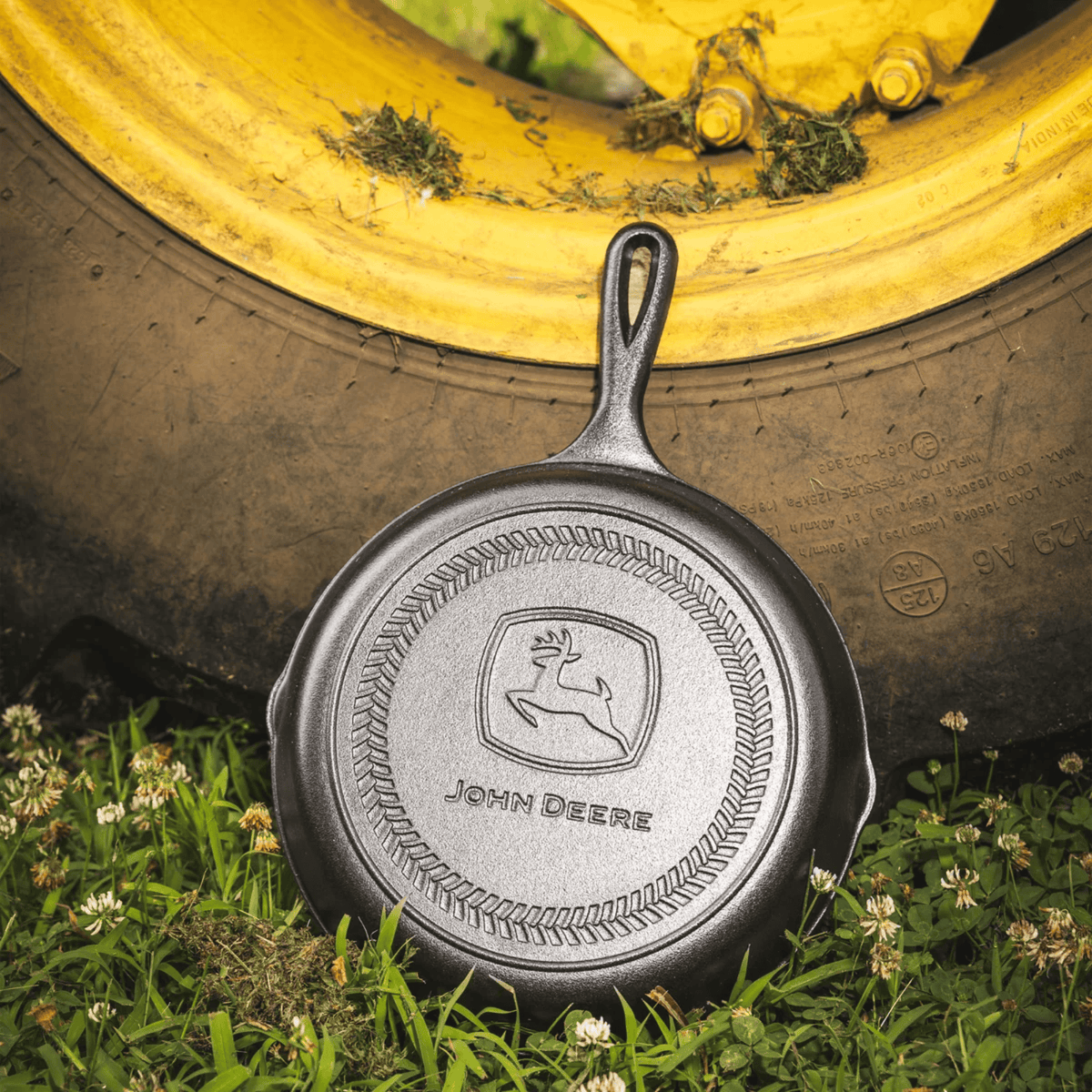 Lodge John Deere Cast Iron Skillet 26cm