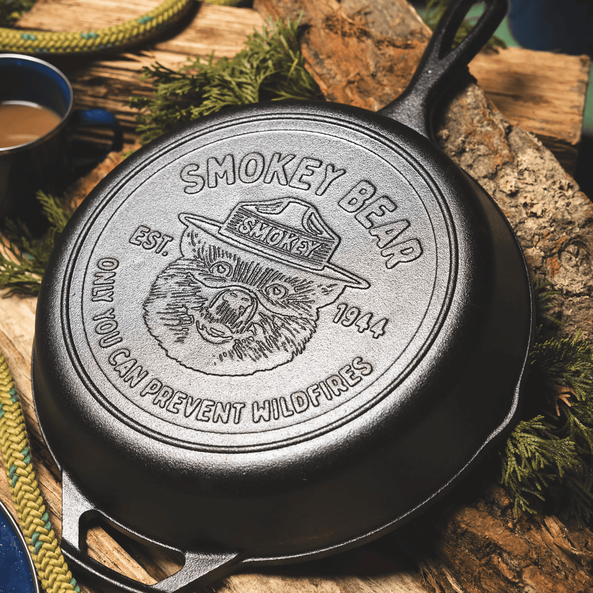 Lodge Smokey Bear Cast Iron Skillet 26cm