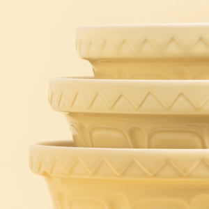 Mason Cash Colour Mix Mixing Bowl 26cm Powder Yellow