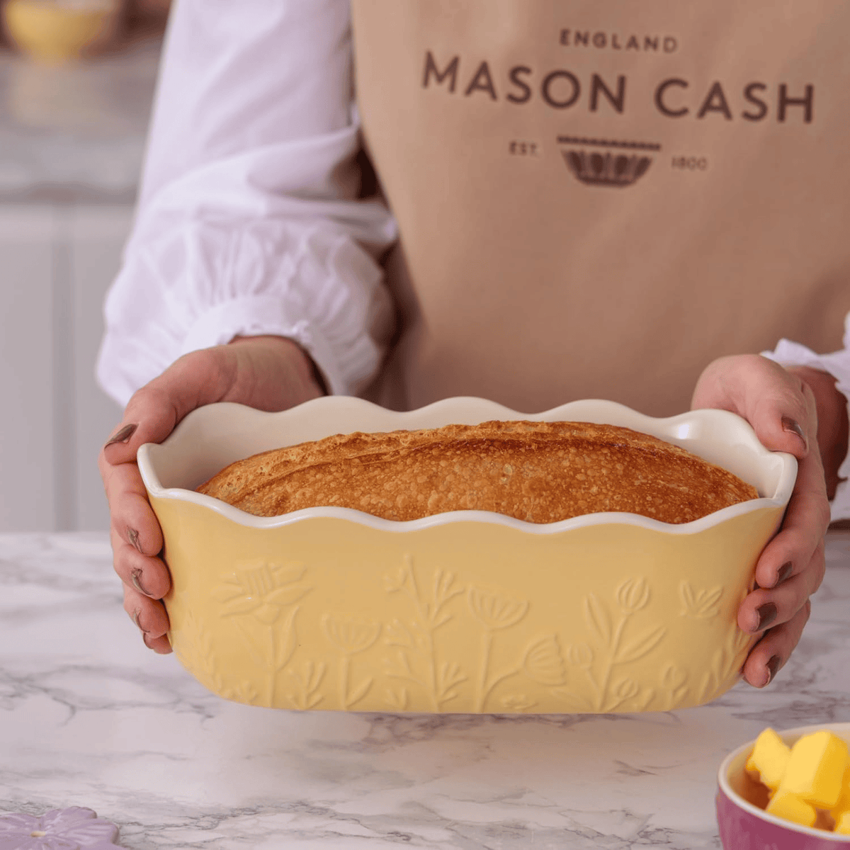 Mason Cash In The Meadow Loaf Pan 22.5cm Yellow