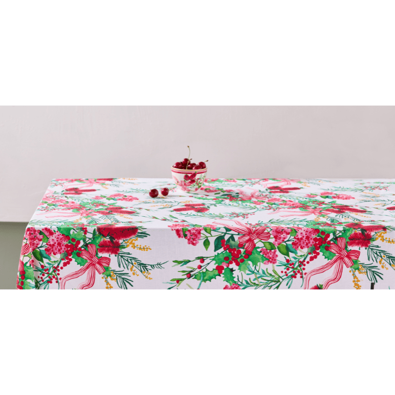 Maxwell & Williams Festive Flora Cottom Rectangular Tablecloth 270cm x 150cm